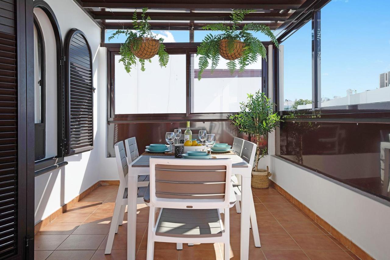 Apartamentos La Estrella III Playa Blanca  Luaran gambar