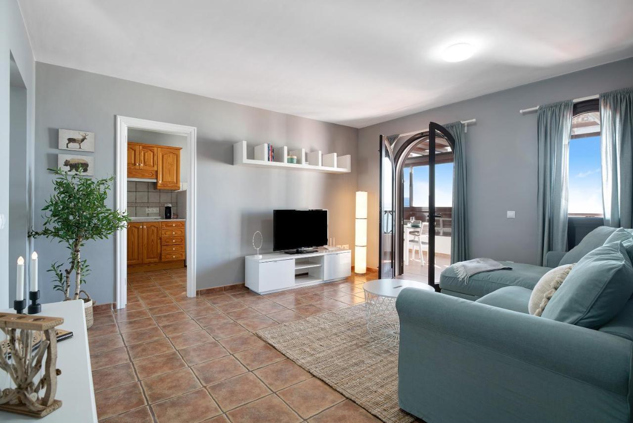 Apartamentos La Estrella III Playa Blanca  Luaran gambar